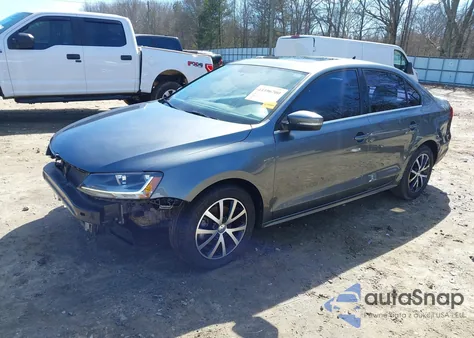 2017 Volkswagen Jetta 1.4T Se z USA, uszkodzony, nr VIN 3VWDB7AJ2HM404290